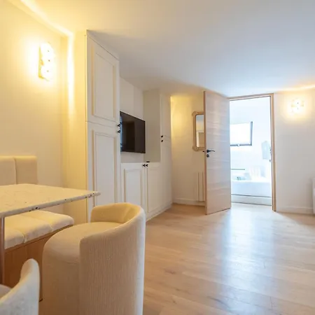 Apartment Cia - Modern Flat, Galeries Lafayette Paris