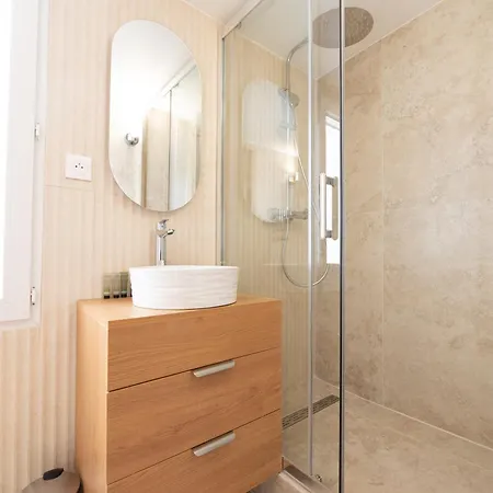 Cia - Modern Flat, Galeries Lafayette * Paris