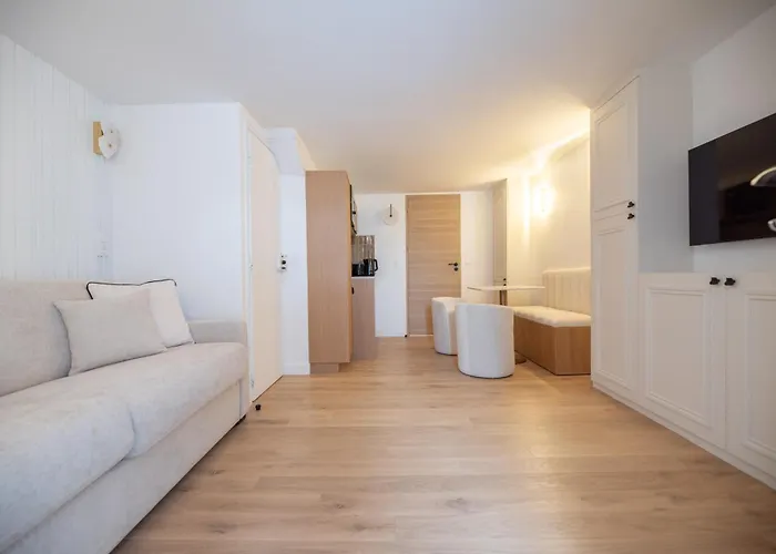 Cia - Modern Flat, Galeries Lafayette